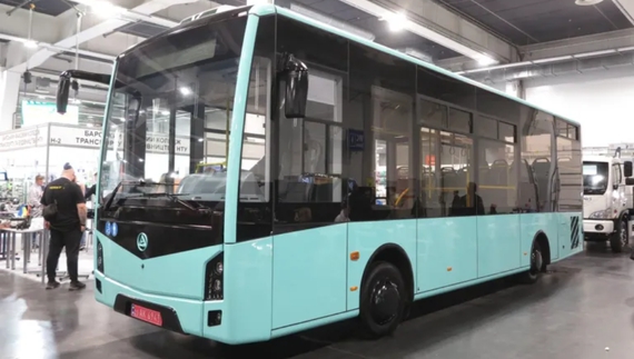 Чернігівський автозавод презентував нову модель автобуса