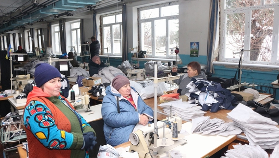 Латвія допомогла відновити підприємство у Чернігові, де працюють люди з інвалідністю