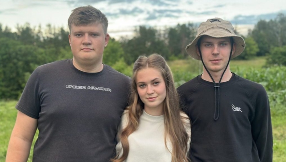 На Чернігівщині друзі врятували літнє подружжя з пожежі