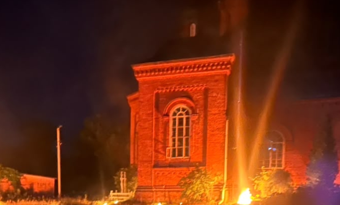 На Чернігівщині російський дрон ударив по церкві. Фото джерела ЧЧ