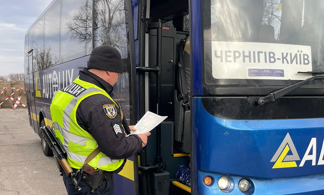 На Чернігівщині поліція масово перевіряє автоперевізників: що відомо