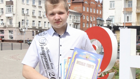 Єгор Колесник, десятикласник Ніжинського міського ліцею при Ніжинському державному університеті імені Миколи Гоголя, 2025 рік