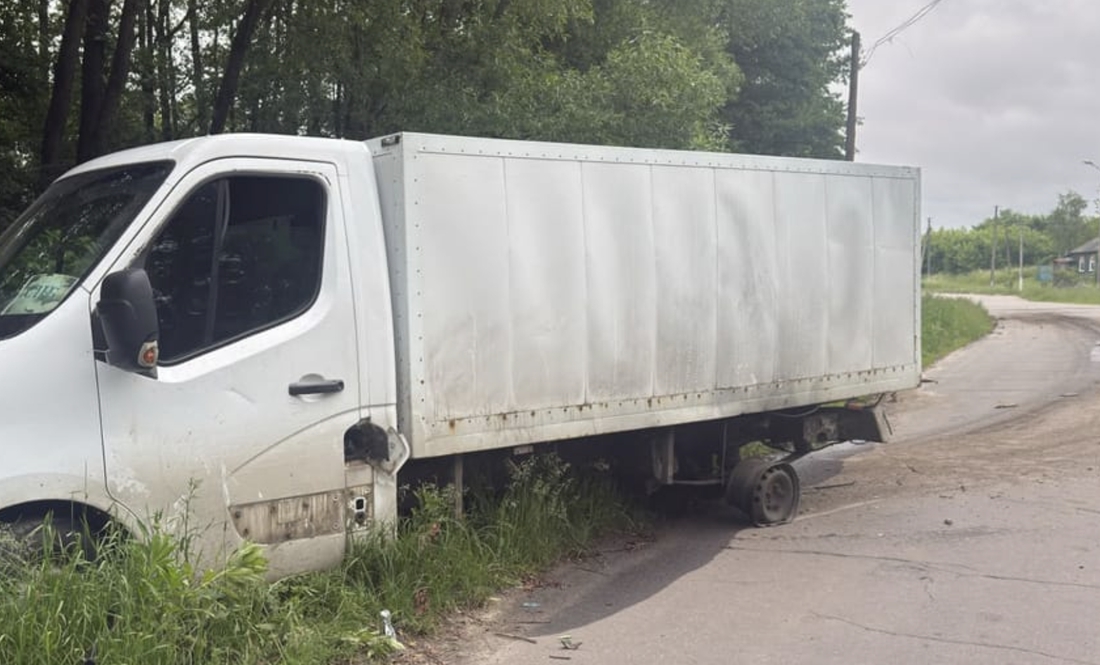 Росіяни атакували хлібовоз у Семенівській громаді. Фото джерела ЧЧ