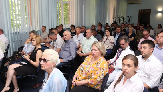 Як область відновлюється після бойових дій: голови всіх громад Чернігівщини зібрались для обміну досвідом та пошуком допомоги