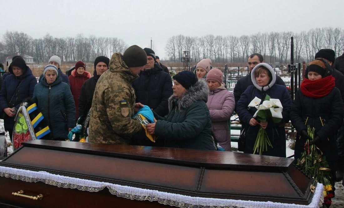 На Чернігівщині поховали чотирьох бійців