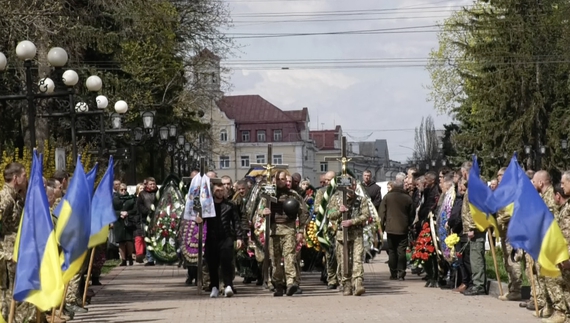 У Чернігові прощались із бійцями 1-ї окремої сіверської танкової бригади