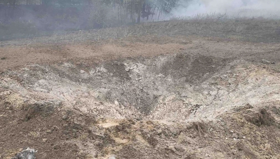 Боєприпас прилетів прямо у двір: у прикордонні Чернігівщини вбито місцевого жителя