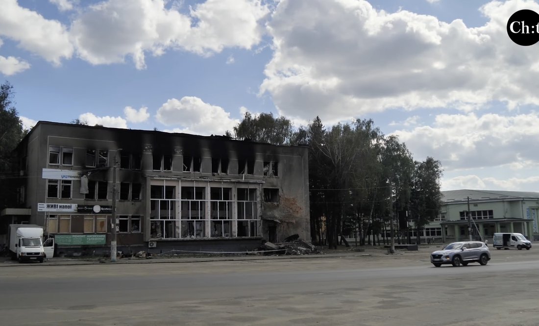 У громаді закликали не публікувати фото прильотів та не ганяти мотоциклами вночі