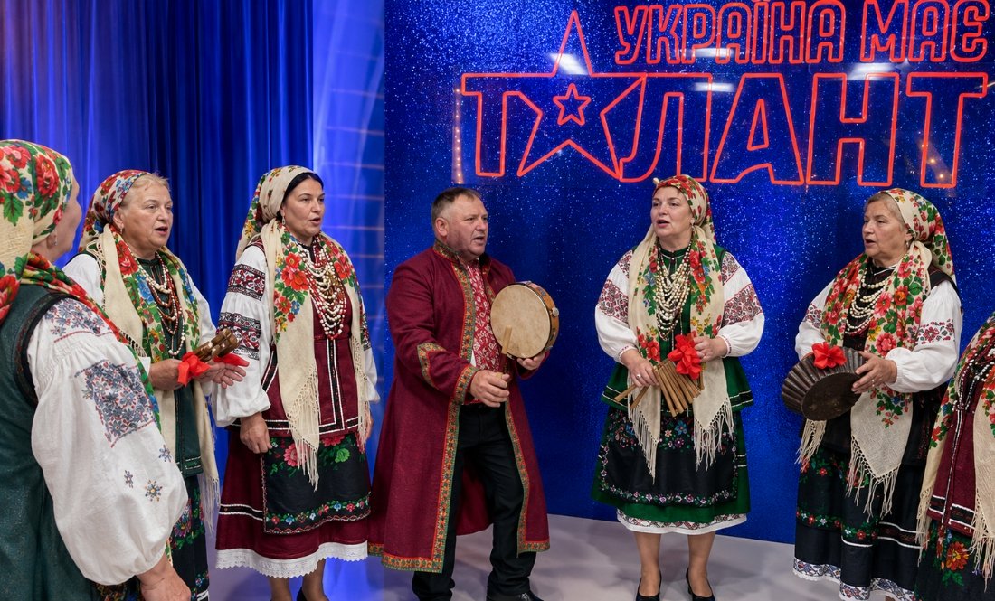 На «Україна має талант» колективу з Чернігівщини глядачі аплодували стоячи і кричали: «Браво»