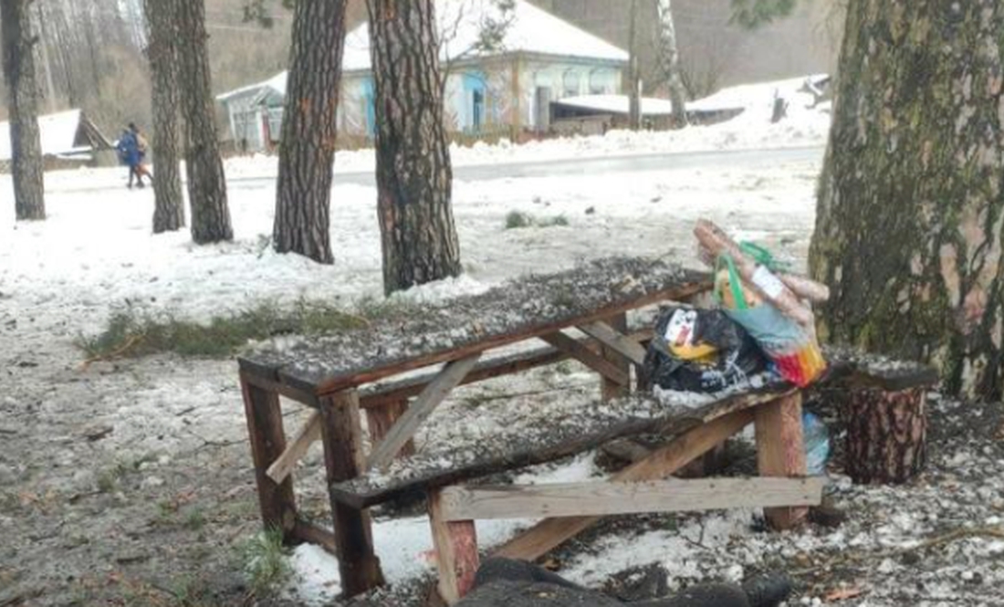 Поверталась із базару з продуктами на Новий рік - прилетів снаряд. Замість свята — горе і похорон