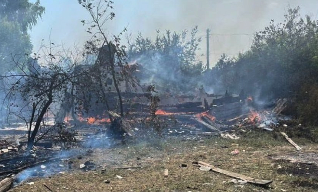 Чотири снаряди розірвалися на городі. 13-річній Дарині уламок зайшов у ногу