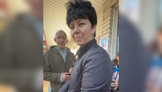 Сергій та Наталія Плотнікови зустрічають сина Олександра