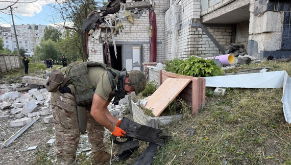 По багатоповерхівці в Чернігові вдарив безпілотник «Герань-5»