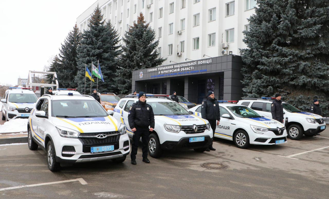 Автопарк чернігівської поліції поповнився новими іномарками – більшість працюватимуть у прикордонні