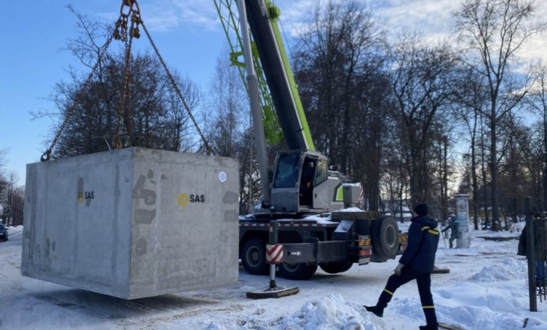 В міському парку Семенівки зʼявилося модульне укриття