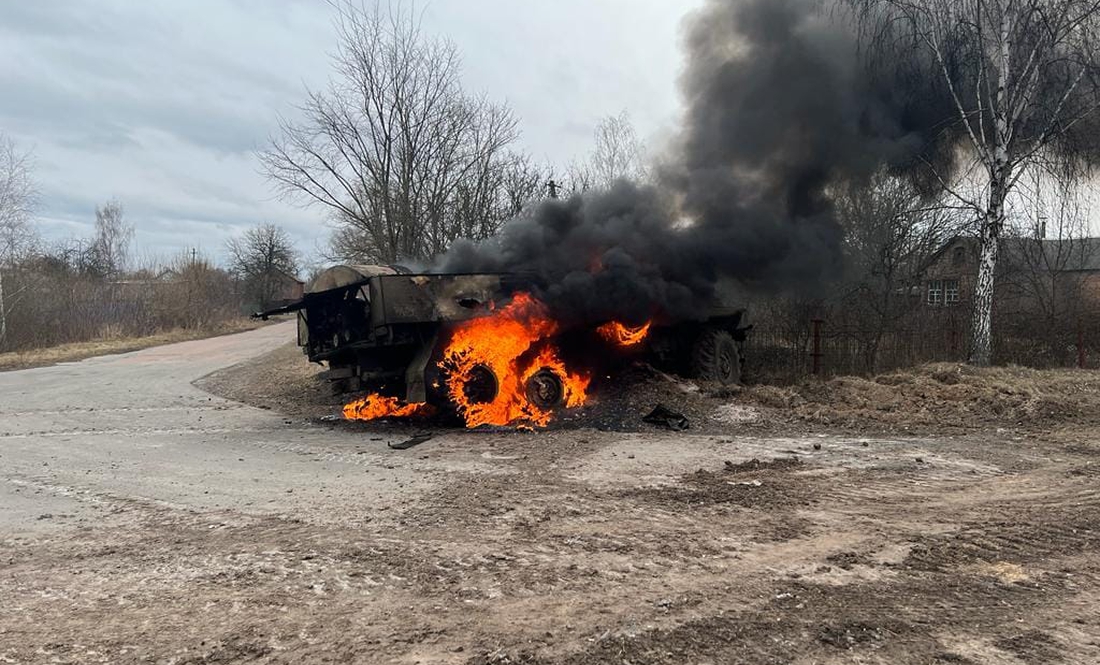 Збройні сили України показали потрощену ворожу техніку на Чернігівщині