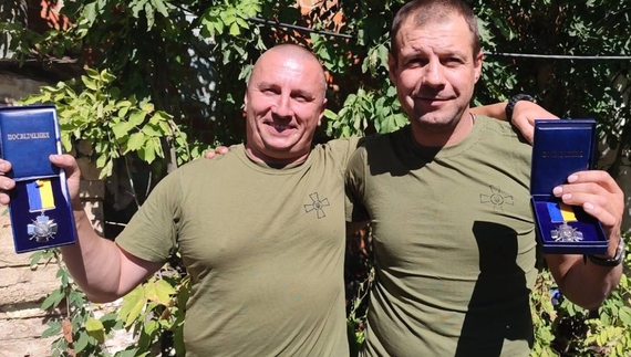 Земляки, які воюють від першого дня війни, отримали медалі «За оборону Чернігова»