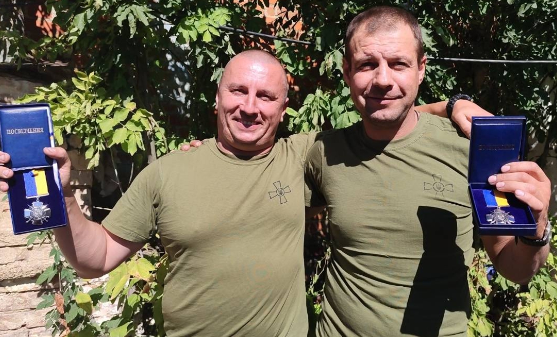 Земляки, які воюють від першого дня війни, отримали медалі «За оборону Чернігова»