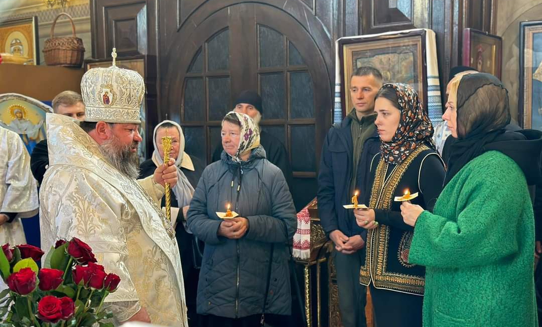 Єпископ Чернігівський і Ніжинський відспівав Ніну Матвієнко