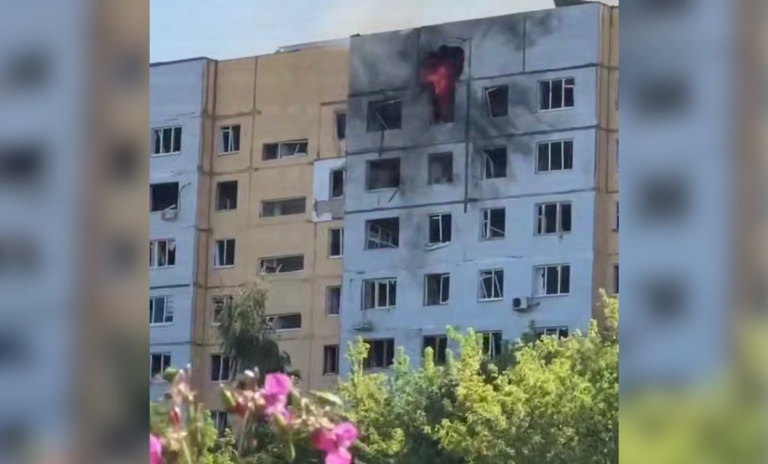 У Брянську невідомий боєприпас уразив місцеву багатоповерхівку