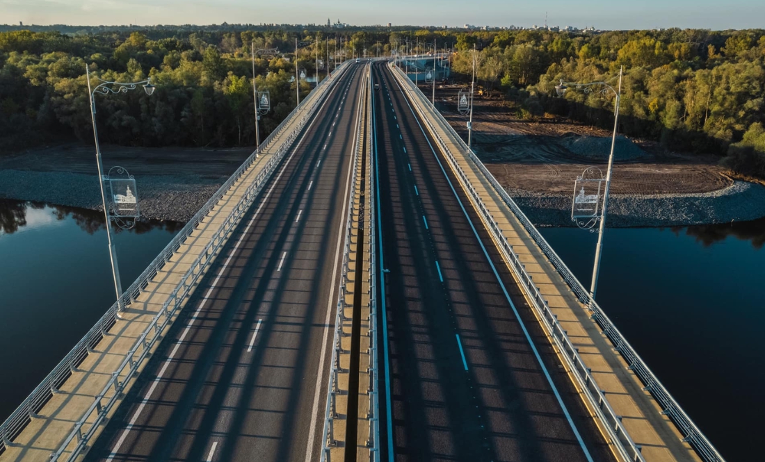 Новий автомобільний міст-рекордсмен через Десну