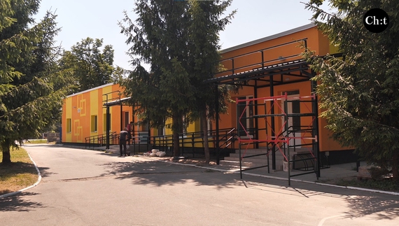 Чому шкільну їдальню будують більш двох років?