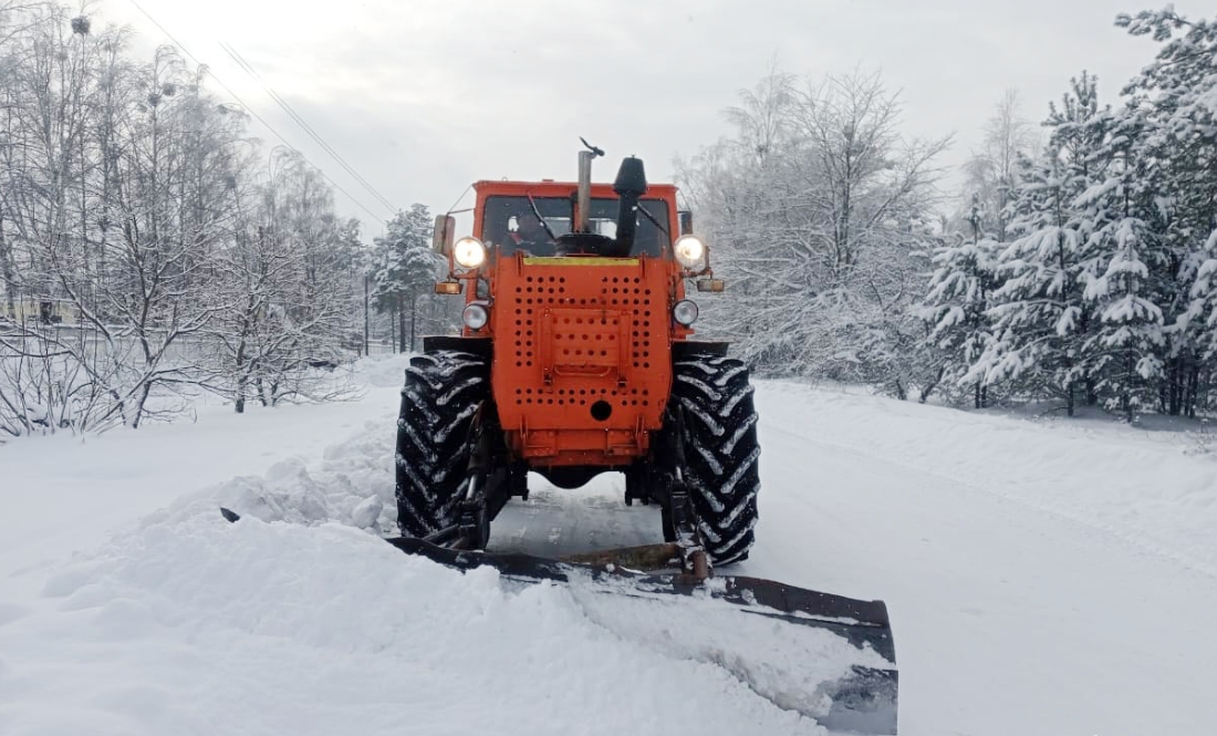 Дороги від снігу в прикордонних громадах розчищали лісівники