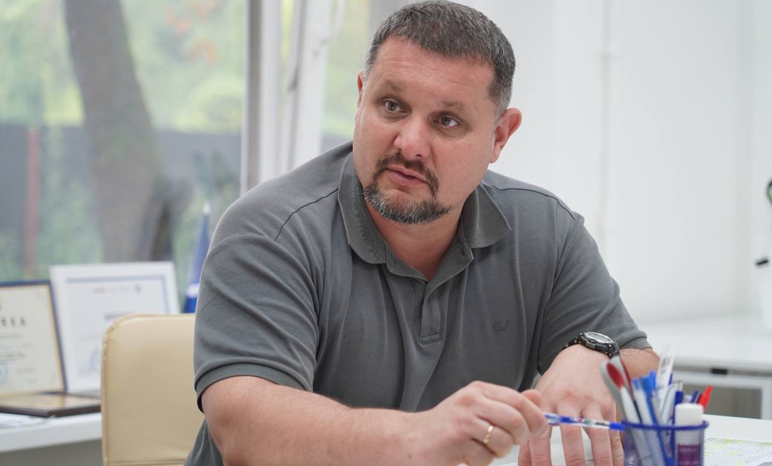 Дмитро Брижинський на зустрічі з адміністрацією КП «Ветеранський простір» у Чернігові