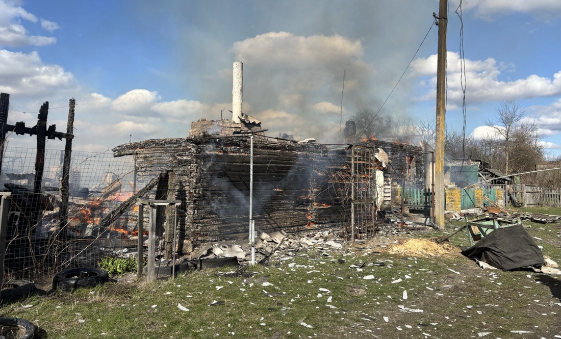 У селі Семенівської громади згорів будинок. 11 квітня 2025 року