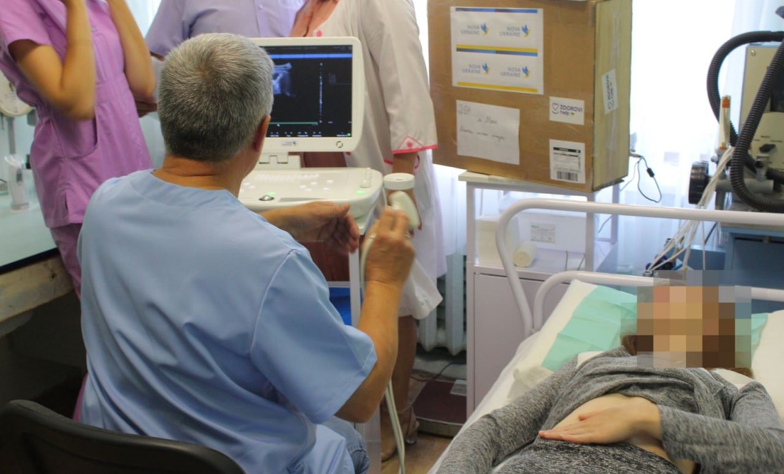 Менська лікарня — з новим УЗД-апаратом вартістю майже мільйон гривень