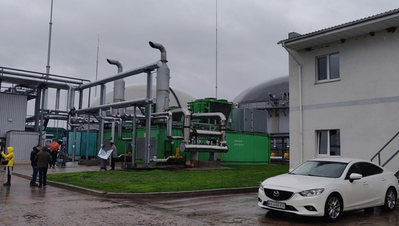 На Чернігівщині розпочали нову еру в енергетиці України: біогазову. Ресурс закачують в газорозподільчу мережу регіону