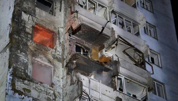 Влучання у будинок у Запоріжжі. Фото ОВА