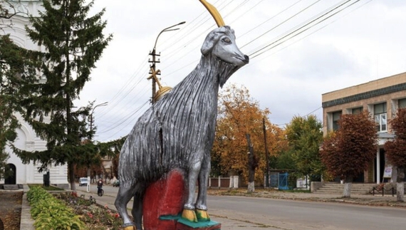 Памʼятник у Козельці. 2020 рік