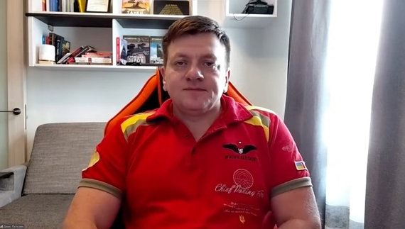 Воєнний оглядач Денис Попович