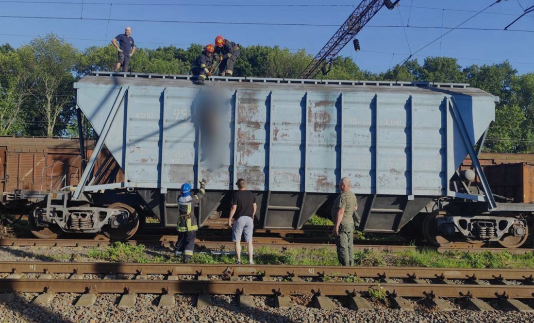 Як почуває себе дівчина з Ніжина, яка зазнала ураження електрострумом на даху потяга?