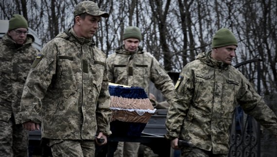 Навідник гармати помер вдома: громада прощалася з 51-річним захисником