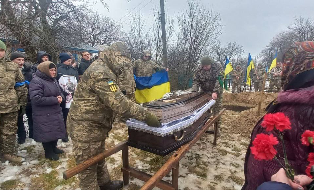 У громадах Чернігівщини поховали пʼятьох воїнів, які загинули на російсько-українській війні