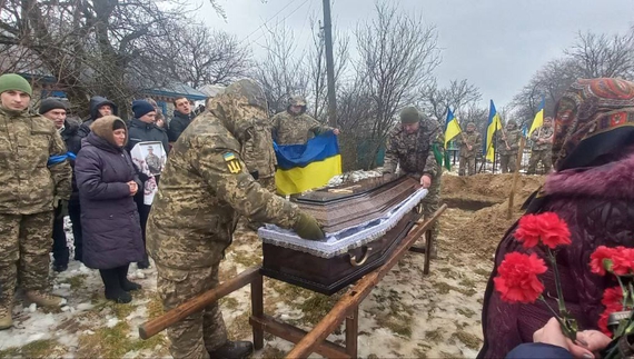 У громадах Чернігівщини поховали пʼятьох воїнів, які загинули на російсько-українській війні