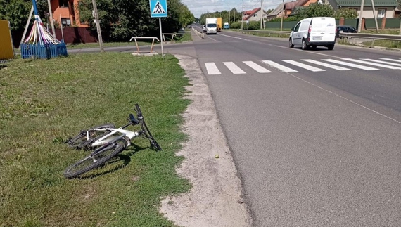 ДТП на Чернігівщині: водій автівки збив велосипедиста
