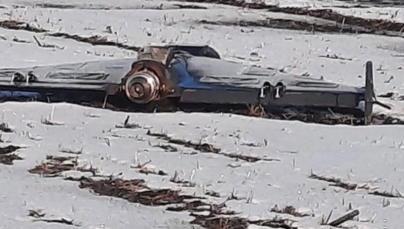 На Чернігівщині жителі хотіли розібрати російський дрон, щоб злити пальне