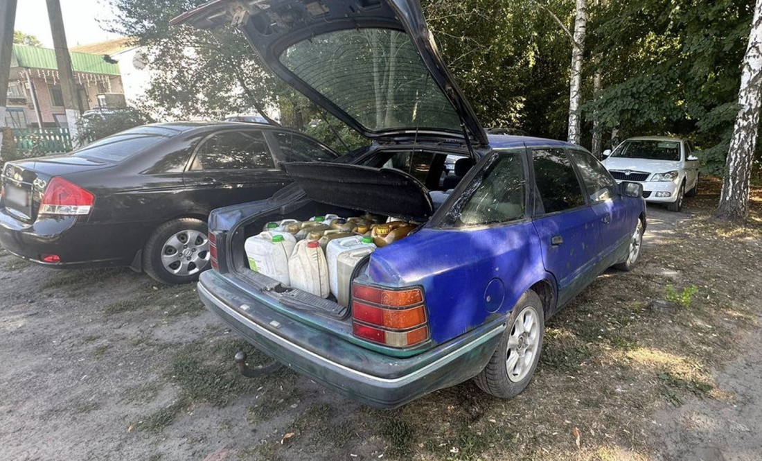 На Чернігівщині чоловік вкрав пальне прямо на АЗС