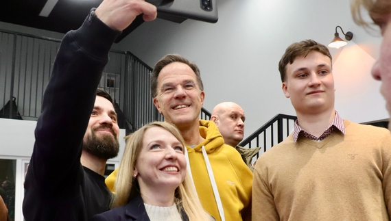 Марк Рютте зі студентами