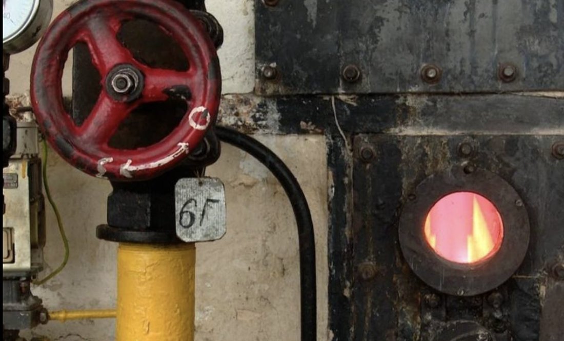 В "Облтеплокомуненерго" пояснили, чому великий мікрорайон Чернігова був без тепла