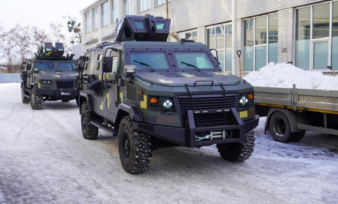 Мати й дочка погрожували спалити українську військову техніку