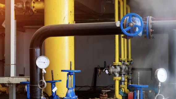 У Чернігові у 9 будинків повернули тепло після аварії