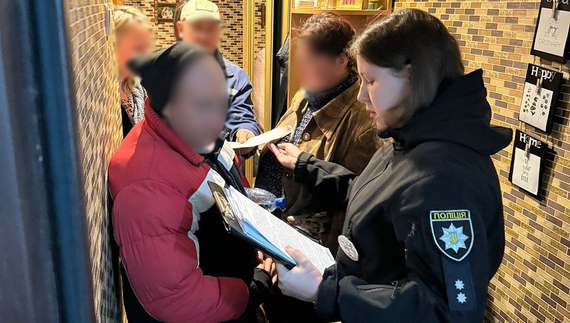 На Чернігівщині судитимуть шахрая: видурив у воїна ЗСУ 100 тисяч гривень
