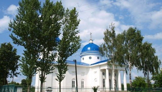 У громаді на Чернігівщині священники не віддають ключі від храму