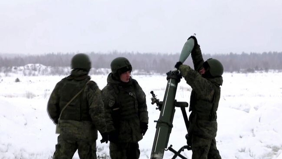 Більше 30 вибухів від мін: росіяни обстріляли прикордонні громади Чернігівщини