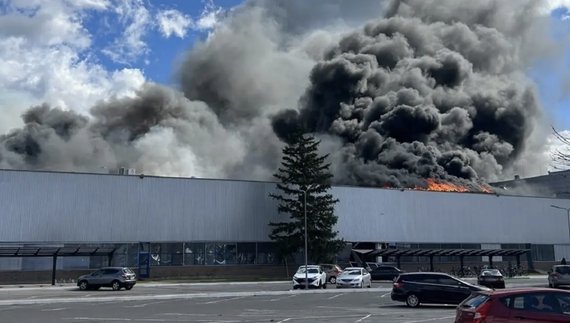 Пожежа на тютюновій фабриці British American Tobacco у Прилуках після удару дрона