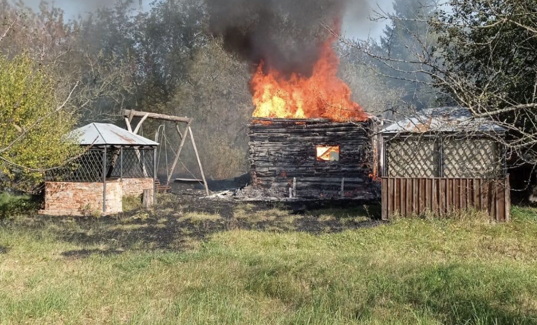 ПІсля обстрілів села у Новгород-Сіверській громаді. 25 вересня 2024 року